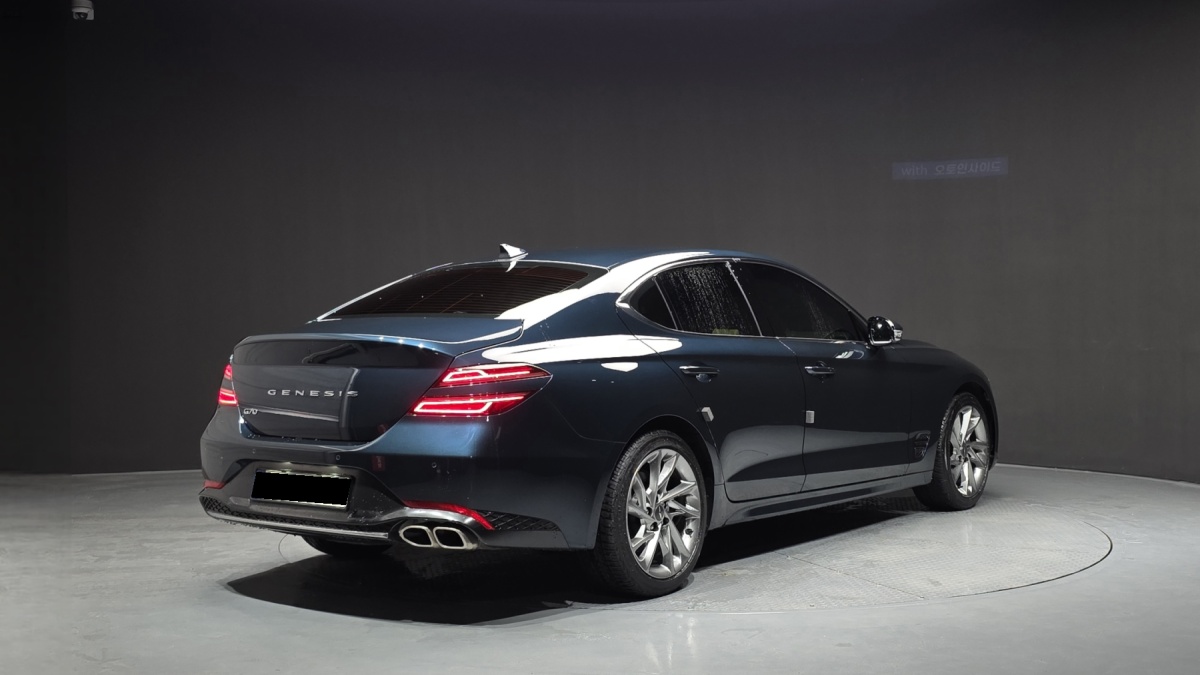 Genesis G70, 2022 — фото 2 из 12