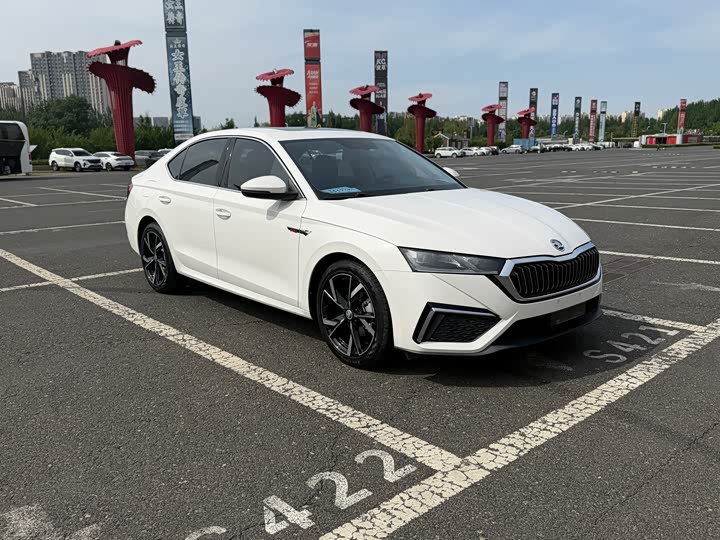 Skoda Octavia Pro, 2022 — фото 3 из 9