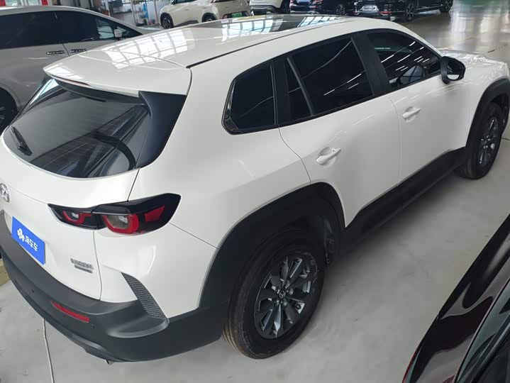 Mazda CX-50, 2023 — фото 3 из 9