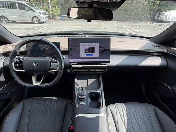Changan Eado Plus, 2025 — фото 7 из 9