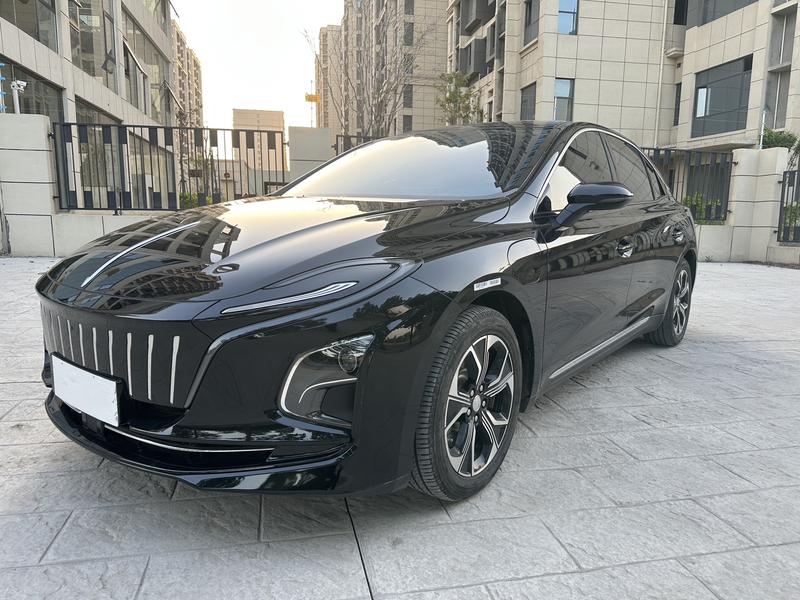 Hongqi E-QM5, 2024 — купить в Твери под ключ