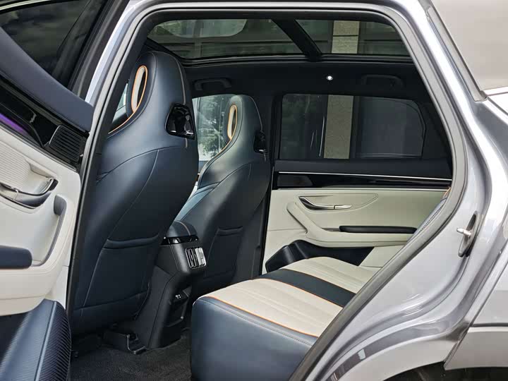 BYD Song Plus Hybrid/EV, 2024 — фото 5 из 9