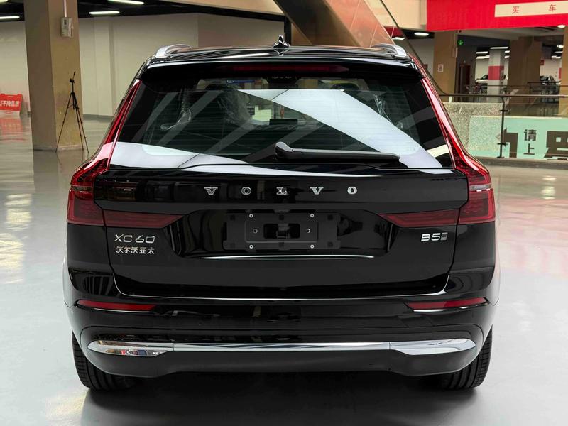 Volvo XC60, 2025 — фото 6 из 12