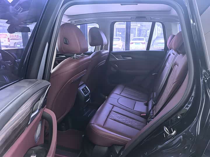 BMW X3, 2022 — фото 7 из 9