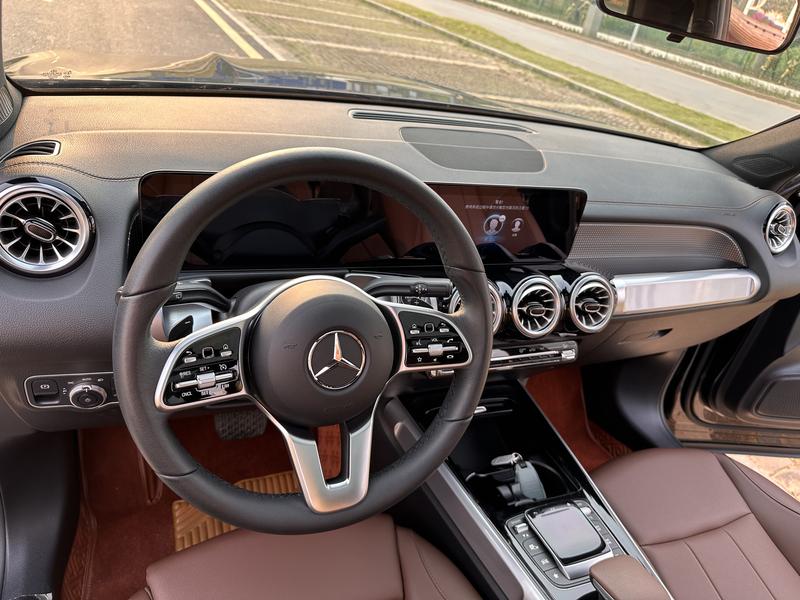 Mercedes-Benz GLB-Class, 2022 — фото 5 из 12