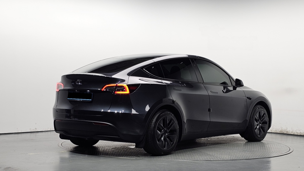 Tesla Model Y, 2024 — фото 2 из 12