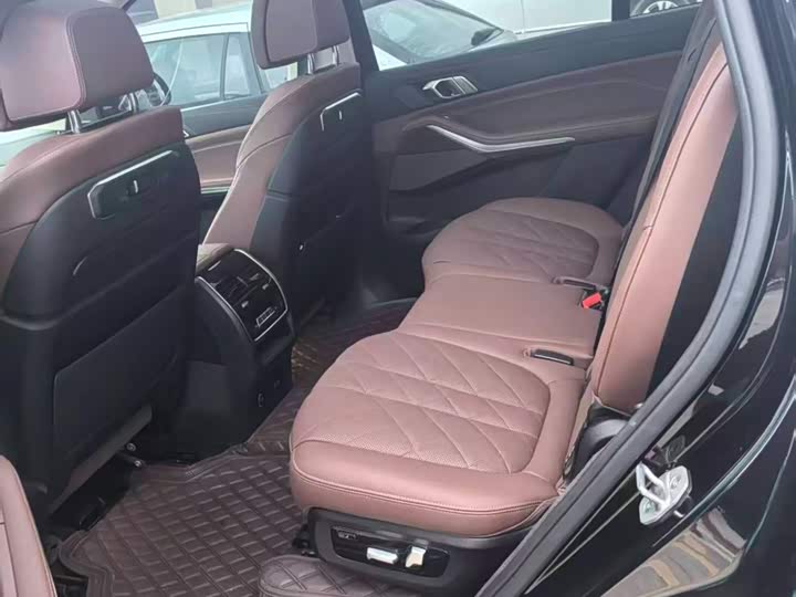 BMW X7, 2023 — фото 6 из 7