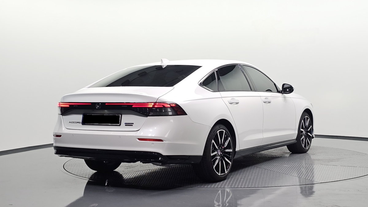 Honda Accord, 2024 — фото 2 из 12
