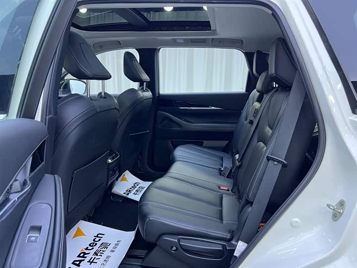 Infiniti QX60, 2023 — фото 8 из 9