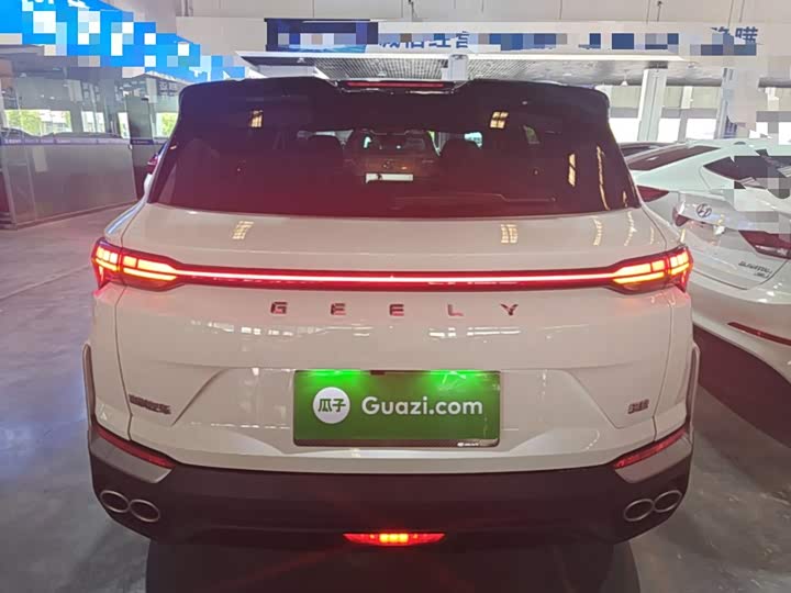 Geely Coolray, 2026 — фото 6 из 9