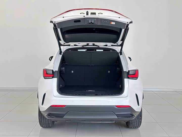 Lexus NX, 2023 — фото 8 из 9