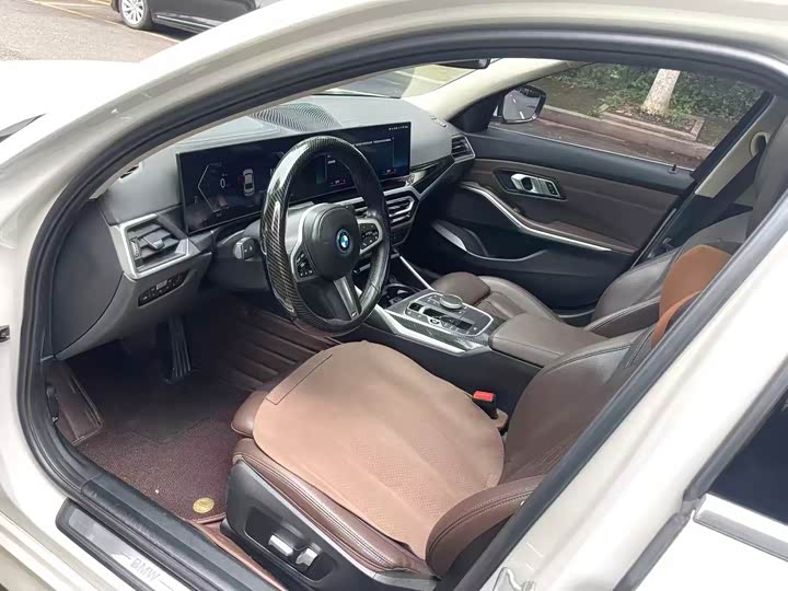 BMW i3, 2023 — фото 3 из 5
