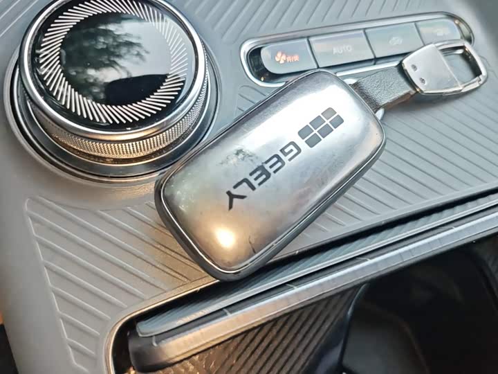 Geely Galaxy E5, 2025 — фото 9 из 9