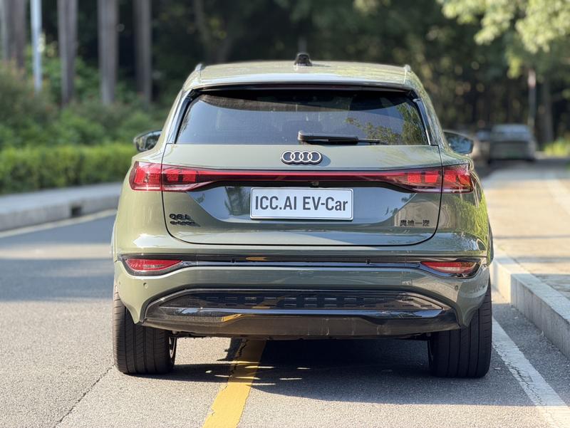 Audi Q6L e-tron, 2025 — фото 6 из 12