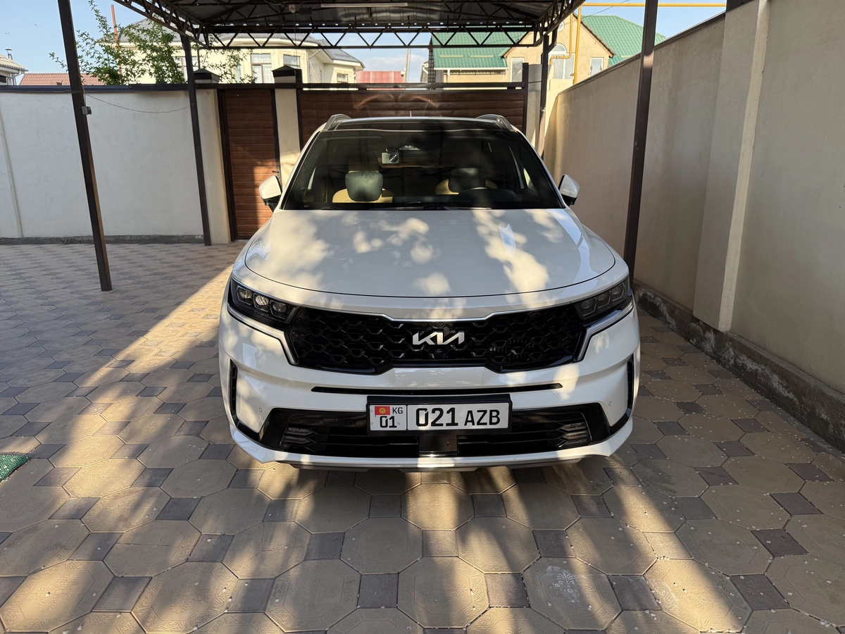 Kia Sorento, 2022 — фото 2 из 5