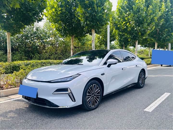 Geely Galaxy Starshine 8 EM-i, 2025 — купить в Пензе под ключ