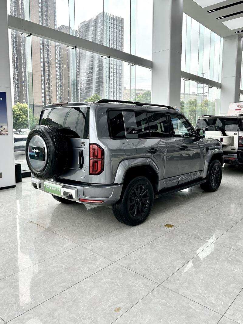 BYD FangChengBao Leopard 5, 2025 — фото 4 из 9