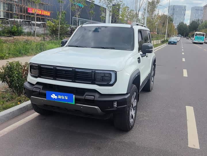 BAIC Beijing BJ40 Hybrid, 2025 — купить в Брянске под ключ