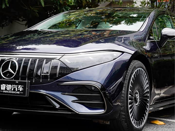 Mercedes-Benz EQS AMG, 2025 — фото 7 из 9