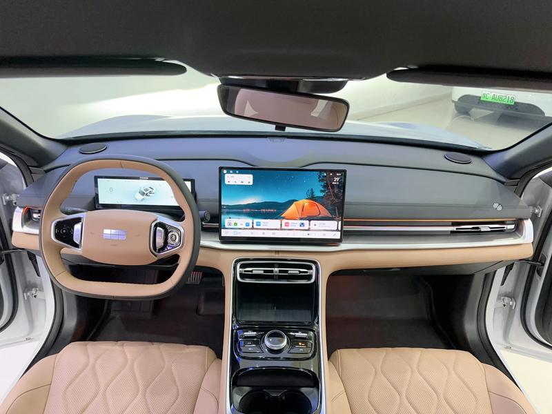 Geely Galaxy A7, 2025 — фото 8 из 12