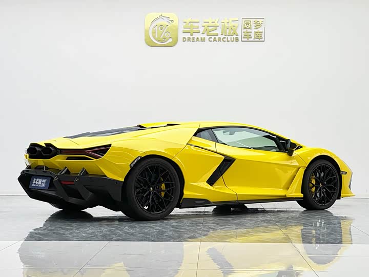 Lamborghini Revuelto, 2024 — фото 6 из 9