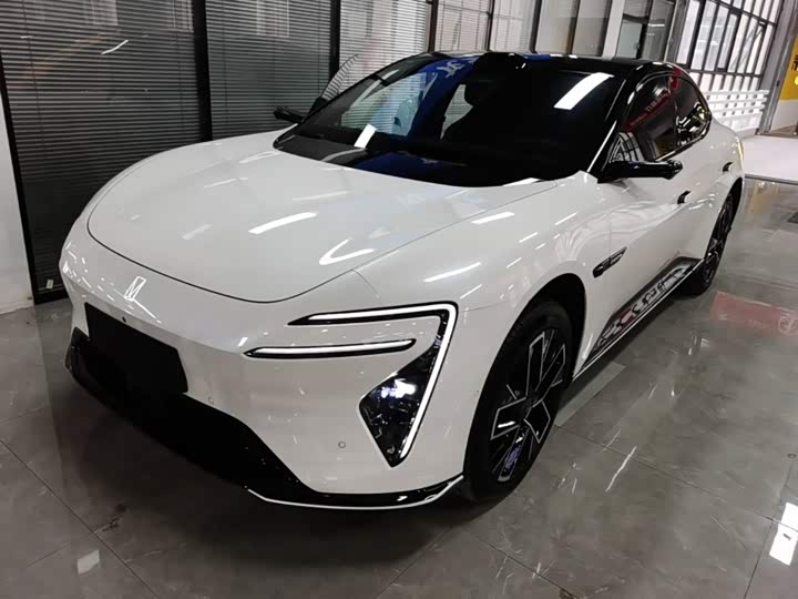 Avatr 06, 2025 — купить в Костроме под ключ