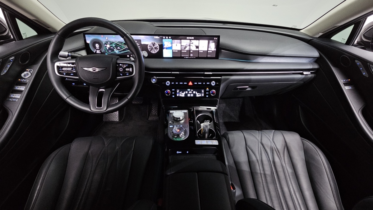 Genesis G80, 2024 — фото 6 из 12