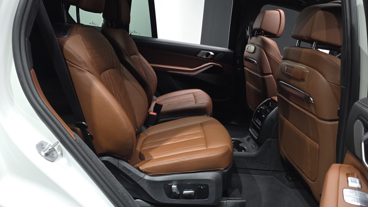 BMW X7, 2023 — фото 11 из 12
