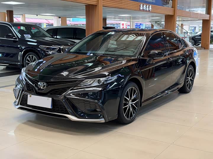 Toyota Camry, 2022 — купить в Иванове под ключ