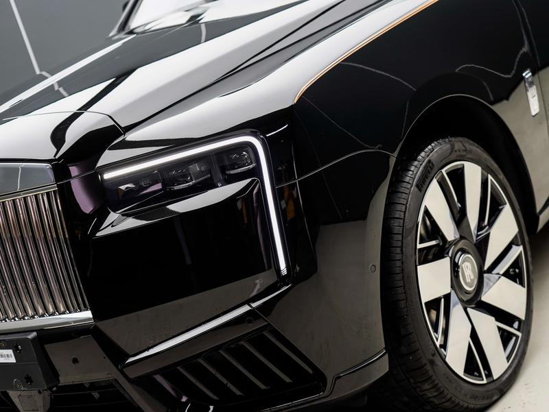 Rolls-Royce Cullinan, 2024 — фото 5 из 12