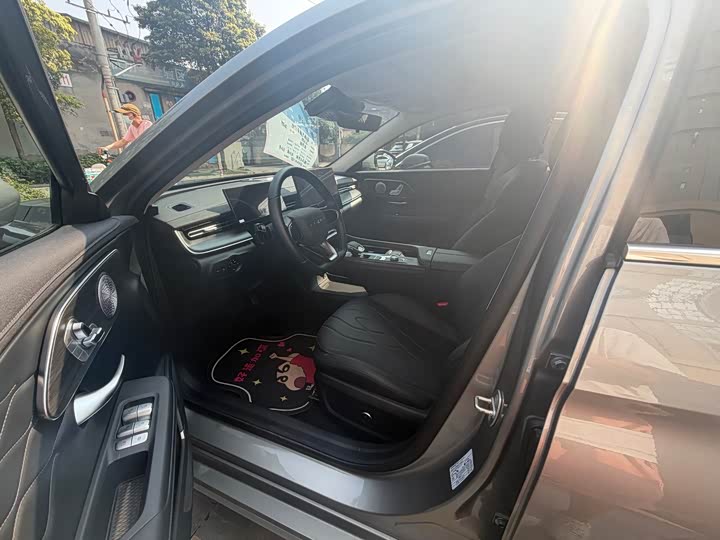 Chery Arrizo 8 Pro, 2025 — фото 4 из 9