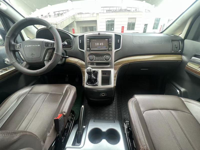 Dongfeng Forthing Lingzhi Plus, 2022 — фото 7 из 12