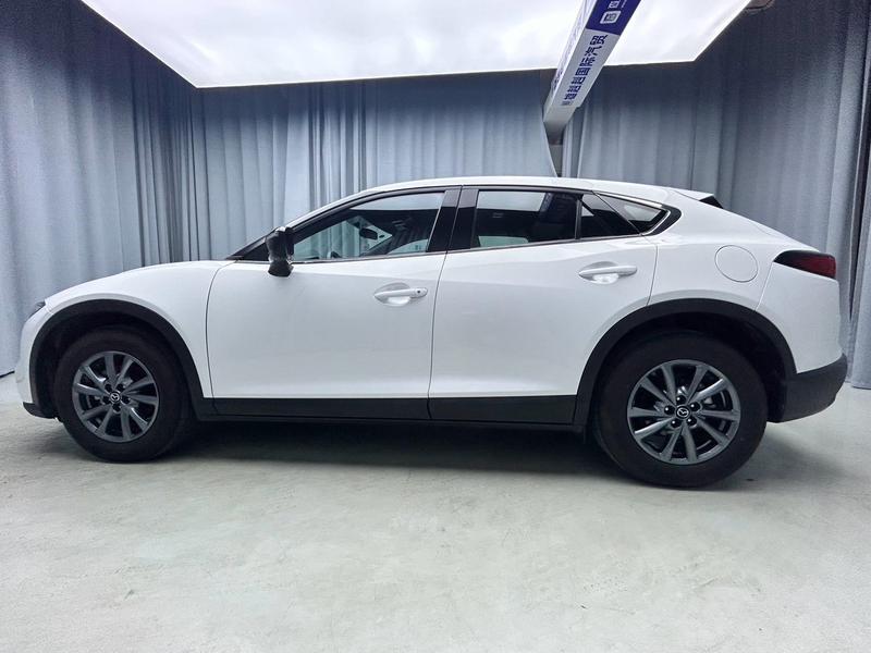Mazda CX-4, 2022 — фото 4 из 12