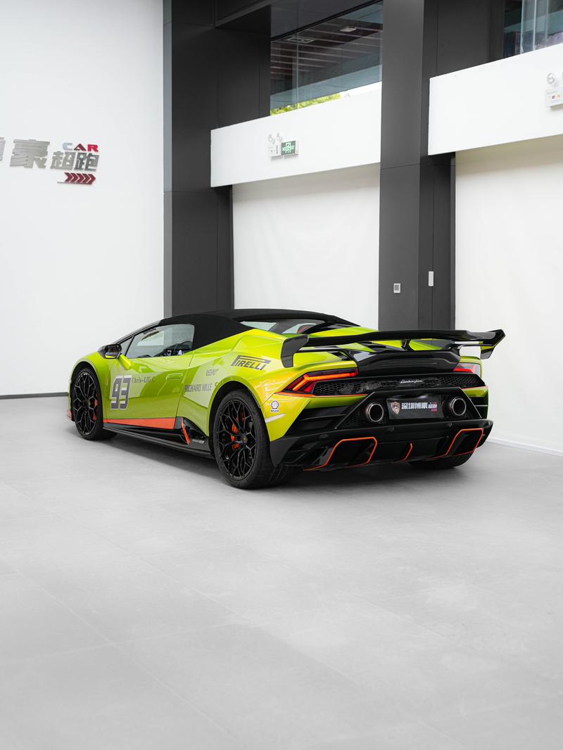 Lamborghini Huracán, 2022 — фото 4 из 12