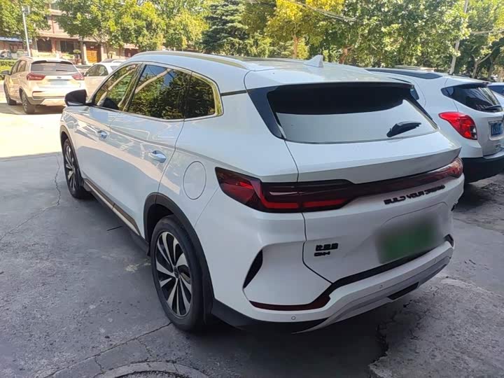 BYD Song Plus Hybrid/EV, 2023 — фото 5 из 9