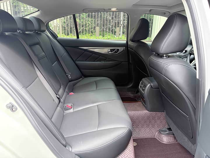 Infiniti Q50L, 2023 — фото 7 из 9