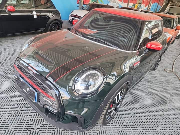Mini Mini JCW, 2022 — купить в Оренбурге под ключ