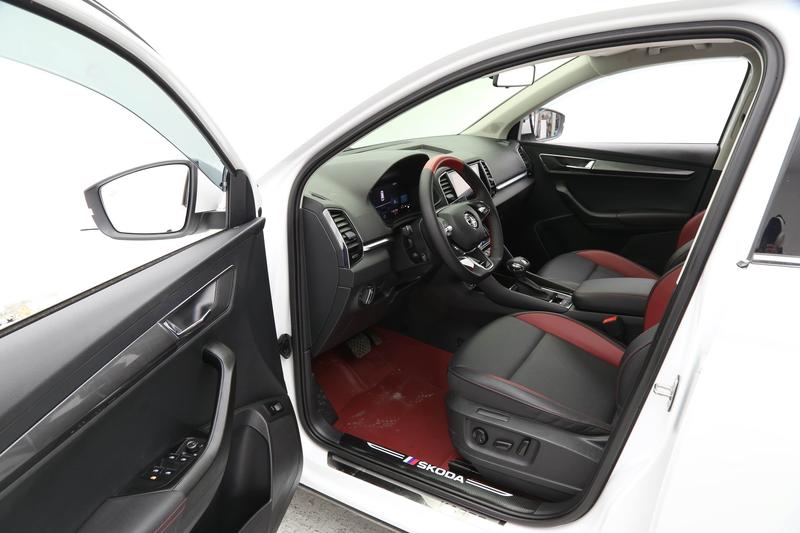 Skoda Karoq, 2023 — фото 11 из 12