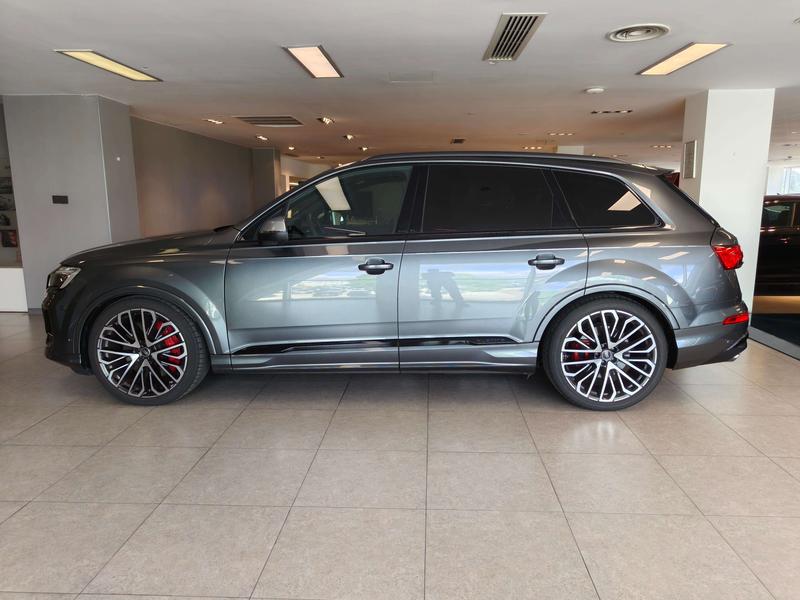 Audi SQ7, 2025 — фото 3 из 12