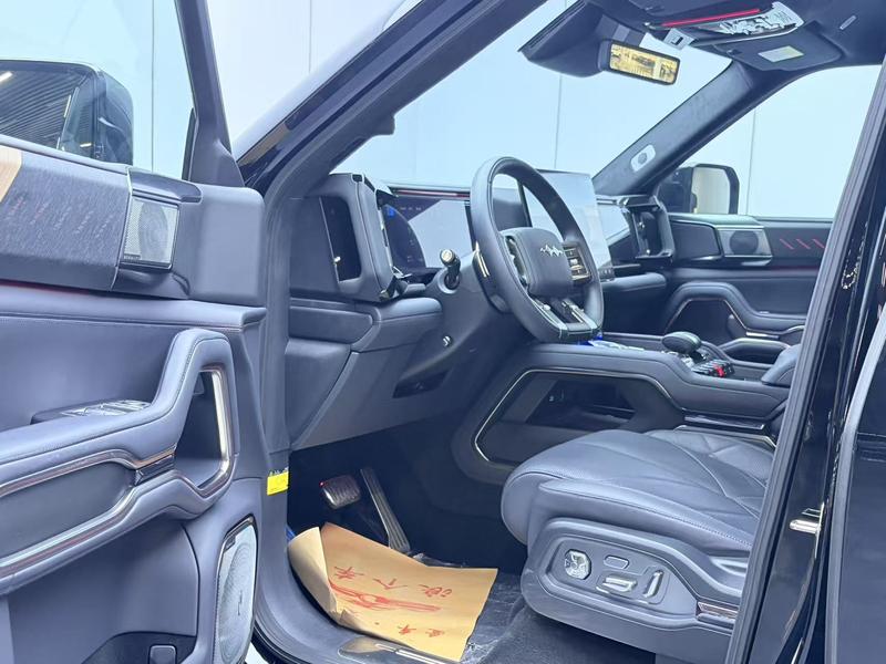 BYD FangChengBao Leopard 8, 2024 — фото 8 из 10