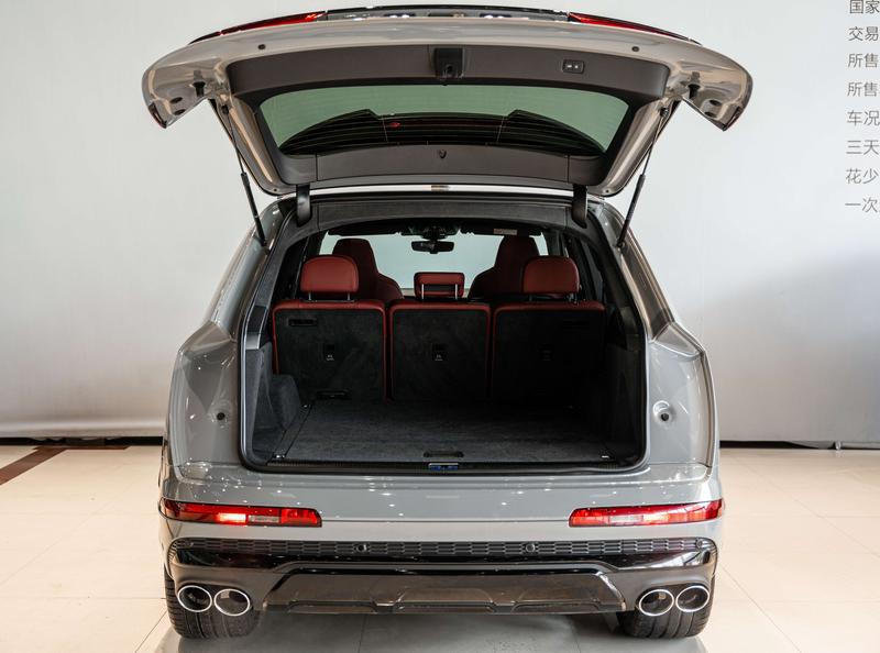 Audi SQ7, 2023 — фото 9 из 10