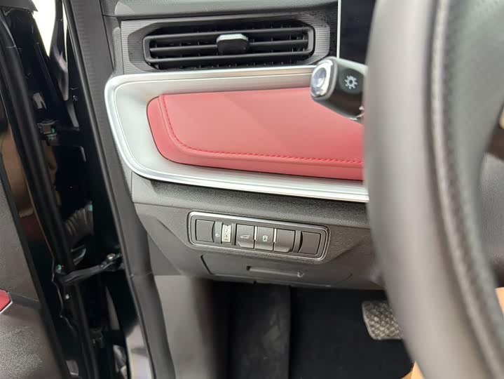 Jetour X70 Plus, 2024 — фото 8 из 9