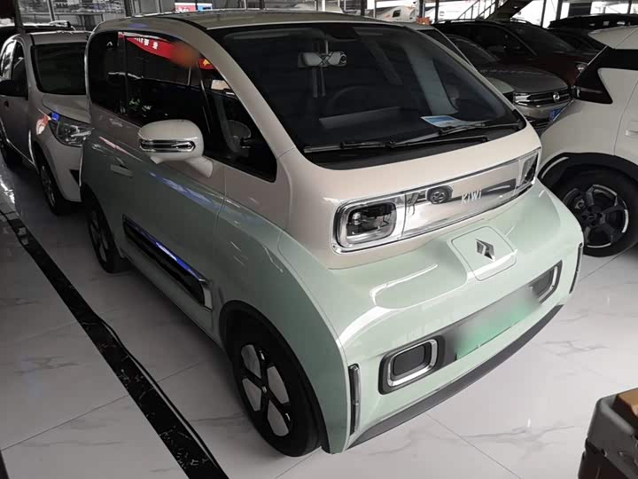 Baojun KiWi EV, 2022 — фото 4 из 9