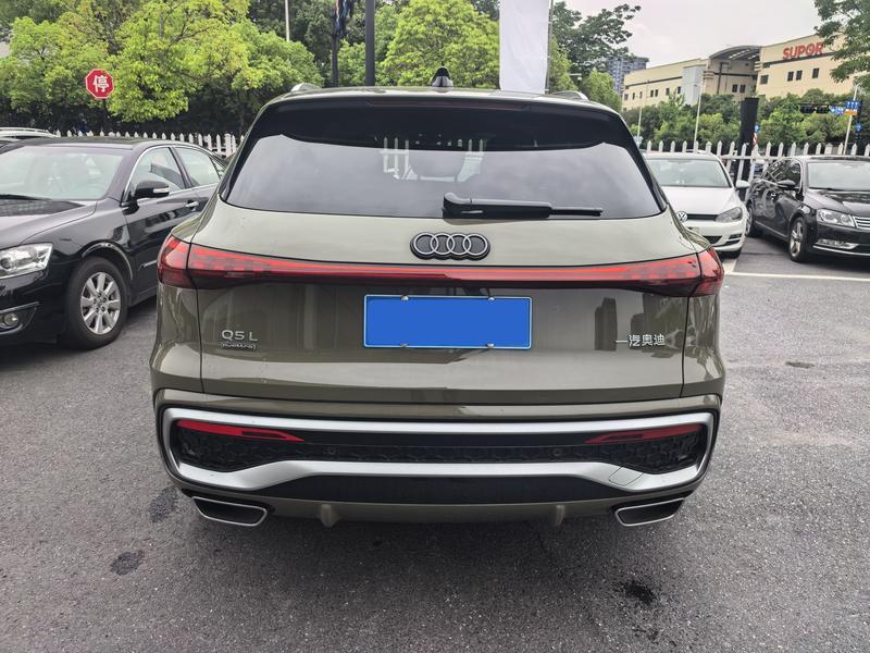 Audi Q5L, 2025 — фото 3 из 12