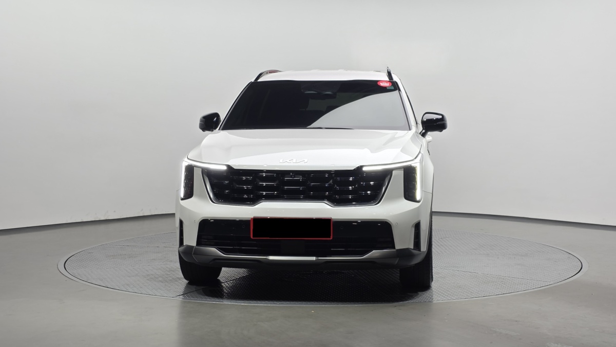 Kia Sorento, 2023 — фото 3 из 12