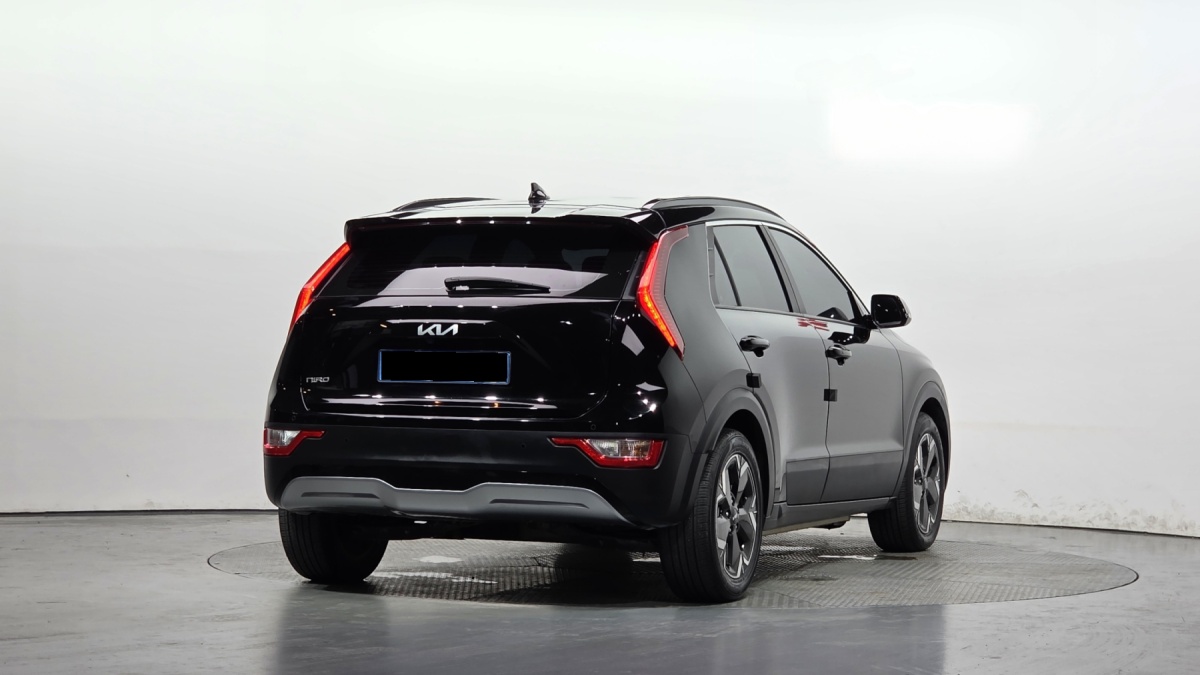 Kia Niro, 2022 — фото 2 из 12