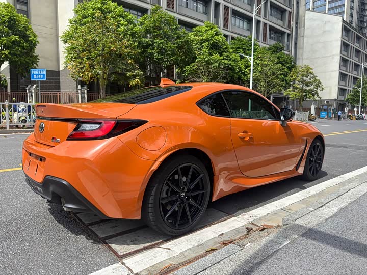 Toyota GR86, 2023 — фото 6 из 9
