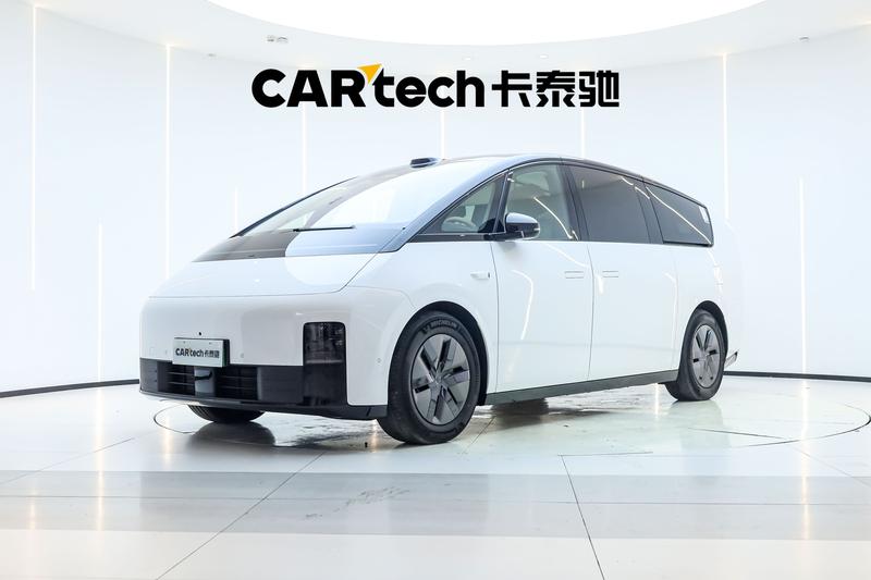 LiXiang Mega, 2025 — купить в Смоленске под ключ