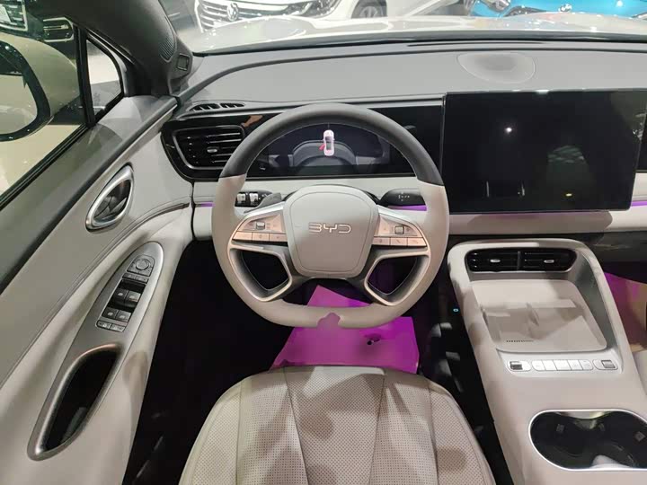 BYD Sea Lion 06 Hybrid/EV, 2025 — фото 7 из 9