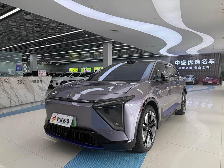 HiPhi Y, 2023 — купить в Брянске под ключ